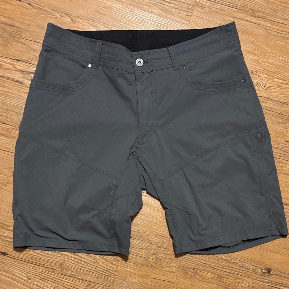 Kuhl Men's Dark Gray Flat Front Shorts